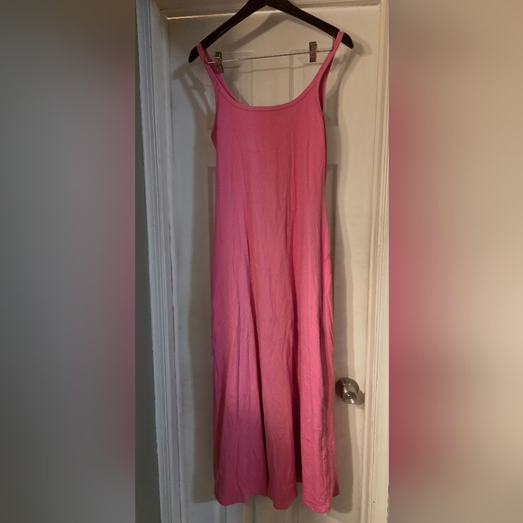 Old Navy Dresses & Skirts - Old Navy Pink Maxi Dress